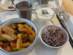 -轻蔬不用等·素食(江苏路店)