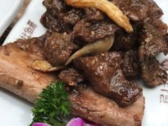-萨拉伯尔(燕莎友谊商城店)