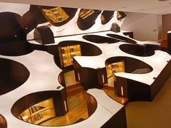 -涨巢·潮玩水疗局