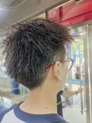 -阿兵荣辉美容理发有限公司