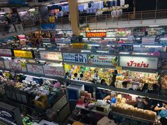 -瓦洛洛传统市场