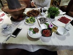 -羊家胡同·龙虾烧烤火锅(龙汇路店)