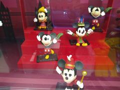 -泡泡玛特POPMART(上海环球港店)