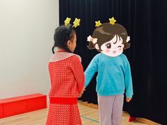 -猴有戏教育戏剧·音乐剧·主持口才·演讲朗诵辩论(环球港华师大校区)