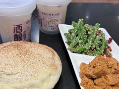 -杨记清芳牛肉拉面(宝龙广场店)