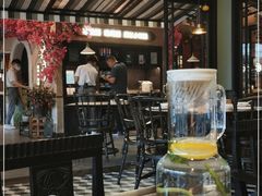 大堂-前海沿·青岛菜(李沧万达店)