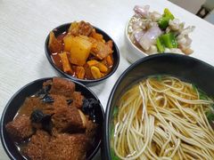 辣酱浇头-弄堂面馆(金运路店)