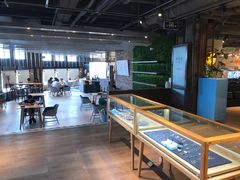-光海书局(南京东路第一百货店)