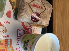 -肯德基(成山路地铁站店)