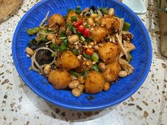 -小董哥烤串·爆汁大油边(故宫店)
