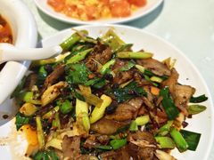 -华光驿站私房菜·黑金冠