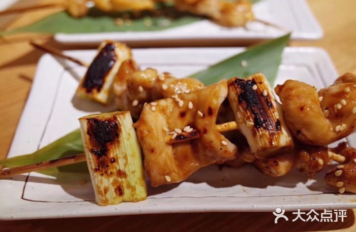 大隐·日本料理專門店京葱鸡肉串图片