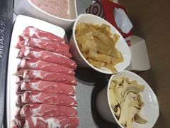 -海底捞火锅(海宁路店)