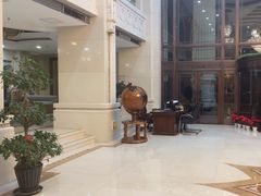 -碧中海汤泉汗蒸酒店