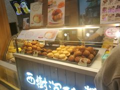 面包甜点陈列柜-西树泡芙(湖滨银泰in77B区店)