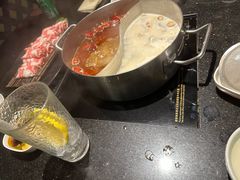 -德林酸菜鱼火锅(南丹店)