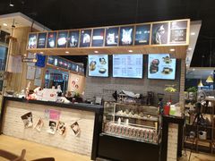 -藏猫猫咖啡主题馆(中央大道店)