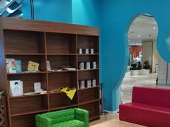 -Swim斯卫姆国际儿童游泳中心(红博中央公园店)