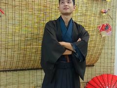 -东京都浅草樱花和服租赁店