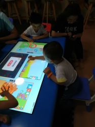 -动力星球家庭亲子游乐中心