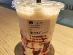 小雪荔枝瑞纳冰-瑞幸咖啡(中国凤凰大厦店)