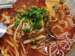 -爱民螺蛳粉(梧州国泰广场店)