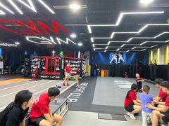 -成杰格斗·拳击·柔术·防身术(建设路店)