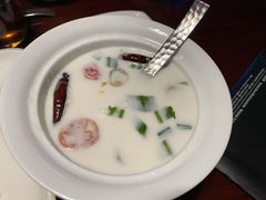 椰汁香茅虾汤-食肆&Fourteen(武林夜市店)