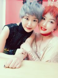 -onlygirl摄影美学馆高端定制(江滩店)