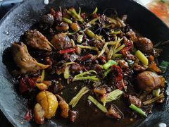 -乡巴佬鼎锅饭