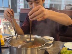-罗二娘·鲜切牛自助火锅(罗湖东门步行街店)