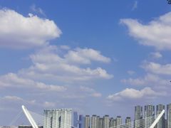 -南京眼步行桥