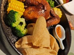 -又见马甲M8融合西餐厅(体育中心店)