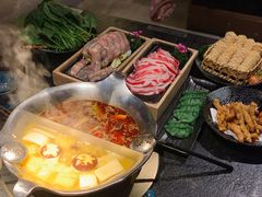 台式麻辣花胶鸡鸳鸯锅-湊湊火锅·茶憩(世博大道店)