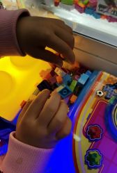 -莫莉幻想儿童乐园(北京金隅嘉品店)