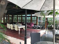 露天位-火车头法国西餐厅