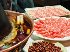 -羊家胡同·龙虾烧烤火锅(龙汇路店)