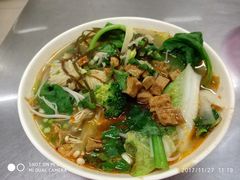 三楼冒菜-西安外国语大学-学生食堂(栾树大道店)