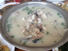 鱼头汤-雪野鱼头大王邢府公老店(雪野湖店)