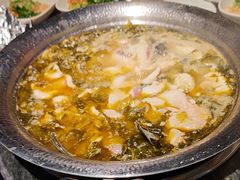 -老船舫·现做活鲜鱼馆(东郊记忆店)