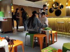 大堂-海底捞火锅鲜切牛肉主题店(长寿路店)