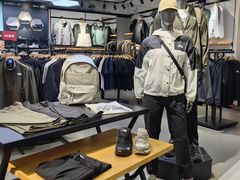 -五环Outlets(高新工厂店)