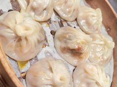 招牌蟹膏小笼包-馋三尺蟹粉小笼(人民广场店)