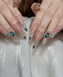 -H12 STAR日式美甲美睫专门店