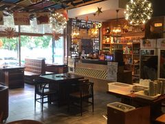 大堂-高兴壹锅·潮汕鲜牛肉火锅(良乡梅花庄店)