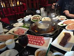-小天鹅火锅·一线江景洪鼎旗舰店(洪崖洞店)