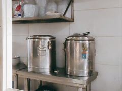 -云南大锅豆浆店