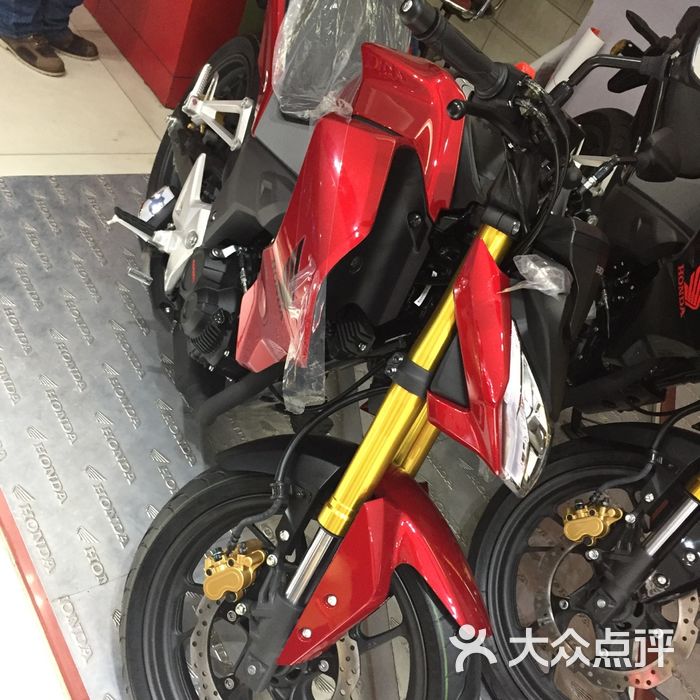 旗利骑士用品专营店