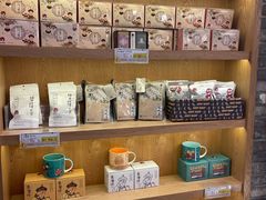 零售区-茶颜悦色(金茂览秀城LG层外街店)