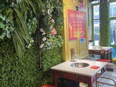 -钢管厂五区小郡肝串串香(奥克斯广场锦城万达店)